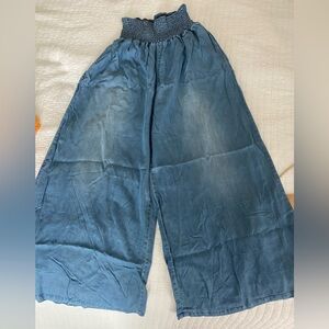 Wide-Leg Denim Pants - Oli and Hali - Size L - NWT!  Perfect for summer!